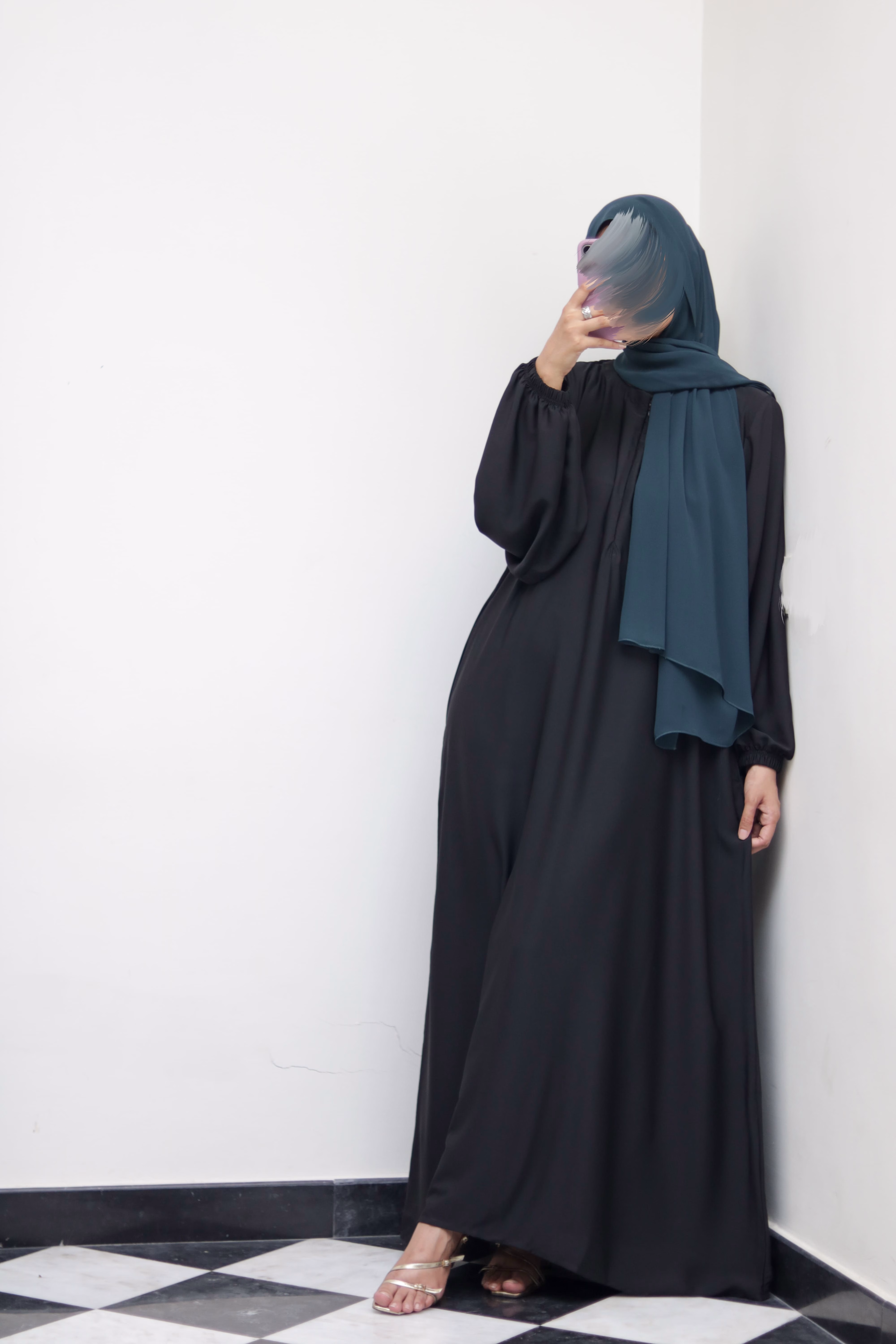 Black Classic Everyday Wear Abaya - Image 8